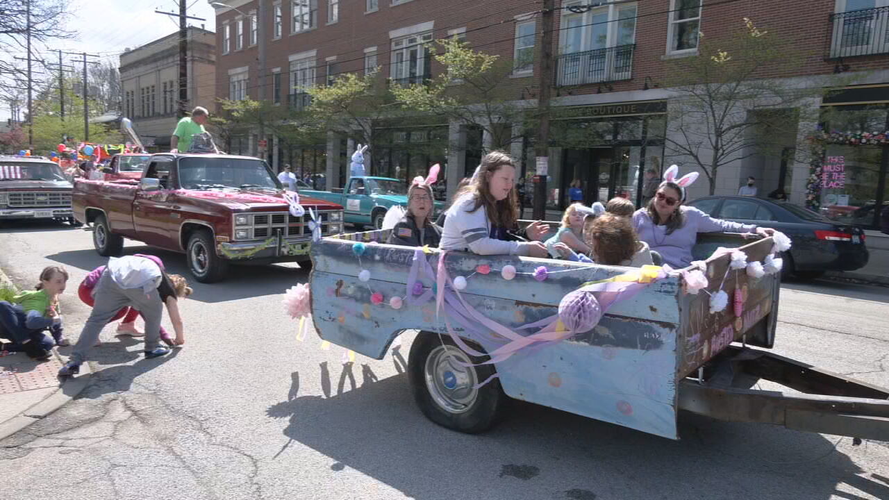 Frankfort Avenue Easter Parade 1.jpeg